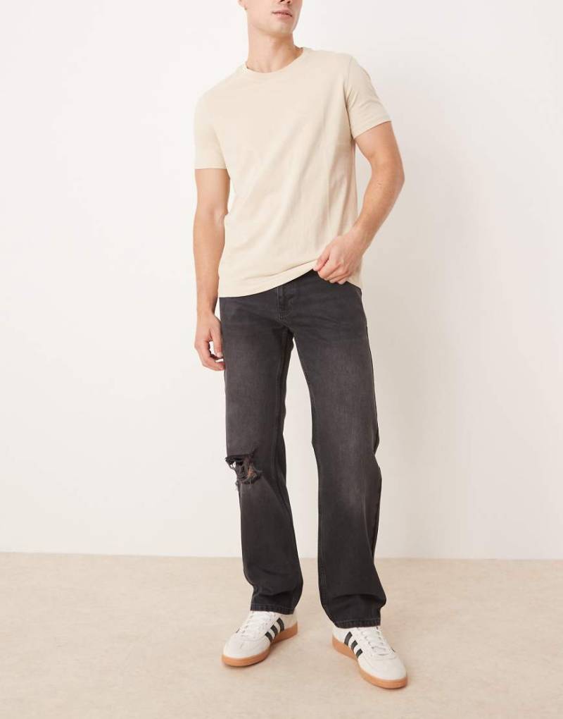 ASOS DESIGN - Jeans in schwarzer Waschung mit geradem Schnitt und Zierrissen-Grau von ASOS DESIGN