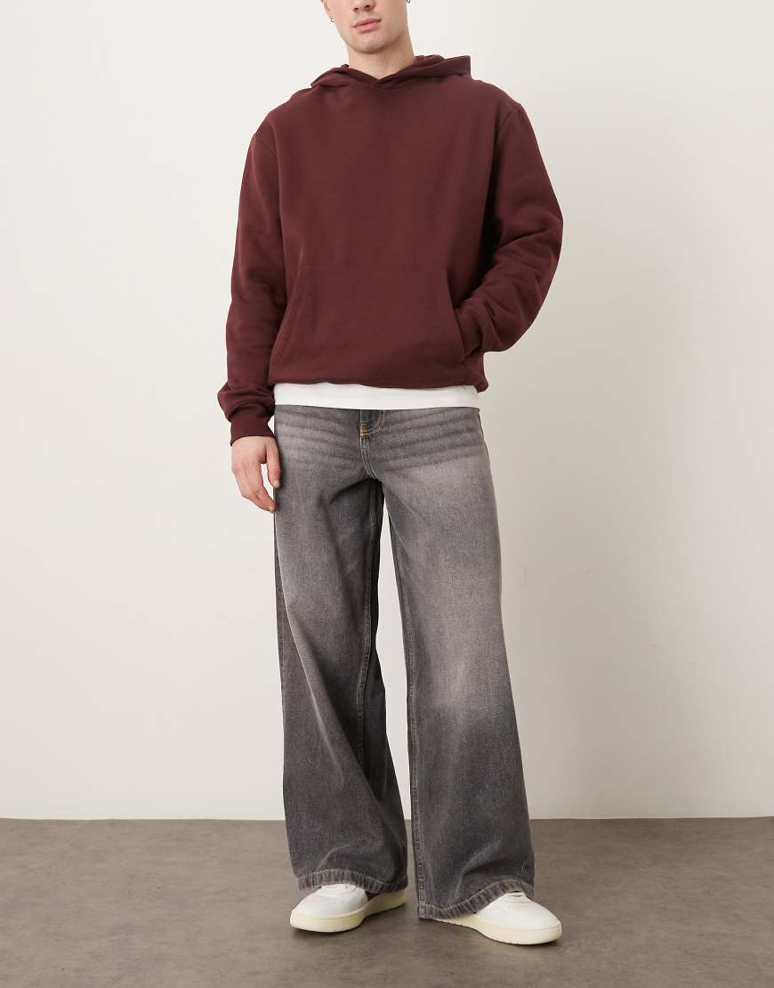 ASOS DESIGN - Jeans in verwaschenem Grau mit lockerem Schnitt von ASOS DESIGN