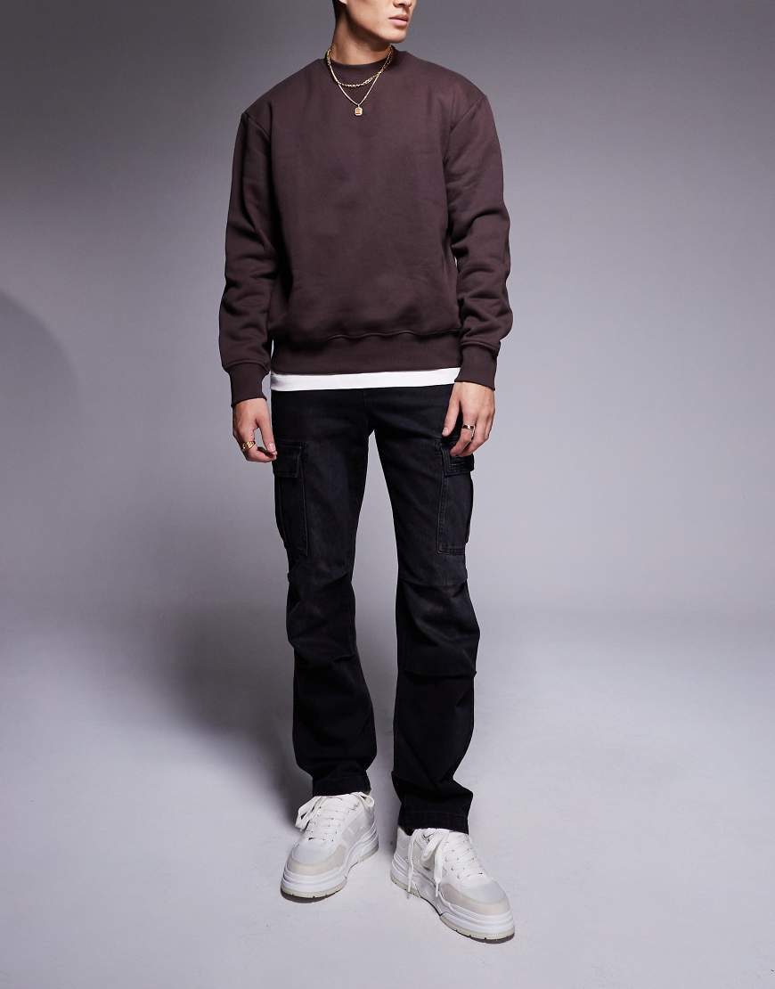 ASOS DESIGN - Jeans in verwaschenem Schwarz mit geradem Schnitt und Cargodetail ASOS DESIGN - Jeans in verwaschenem Schwarz mit geradem Schnitt und Cargodetail von ASOS DESIGN