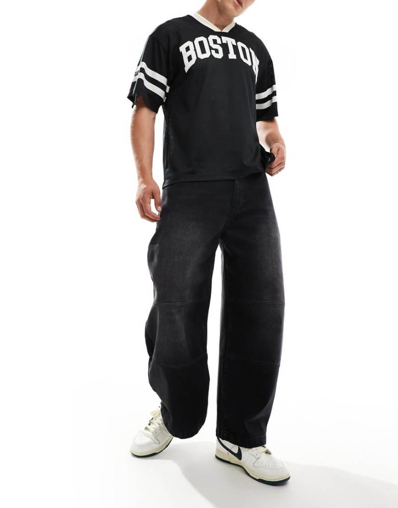 ASOS DESIGN - Jeans in verwaschenem Schwarz von ASOS DESIGN