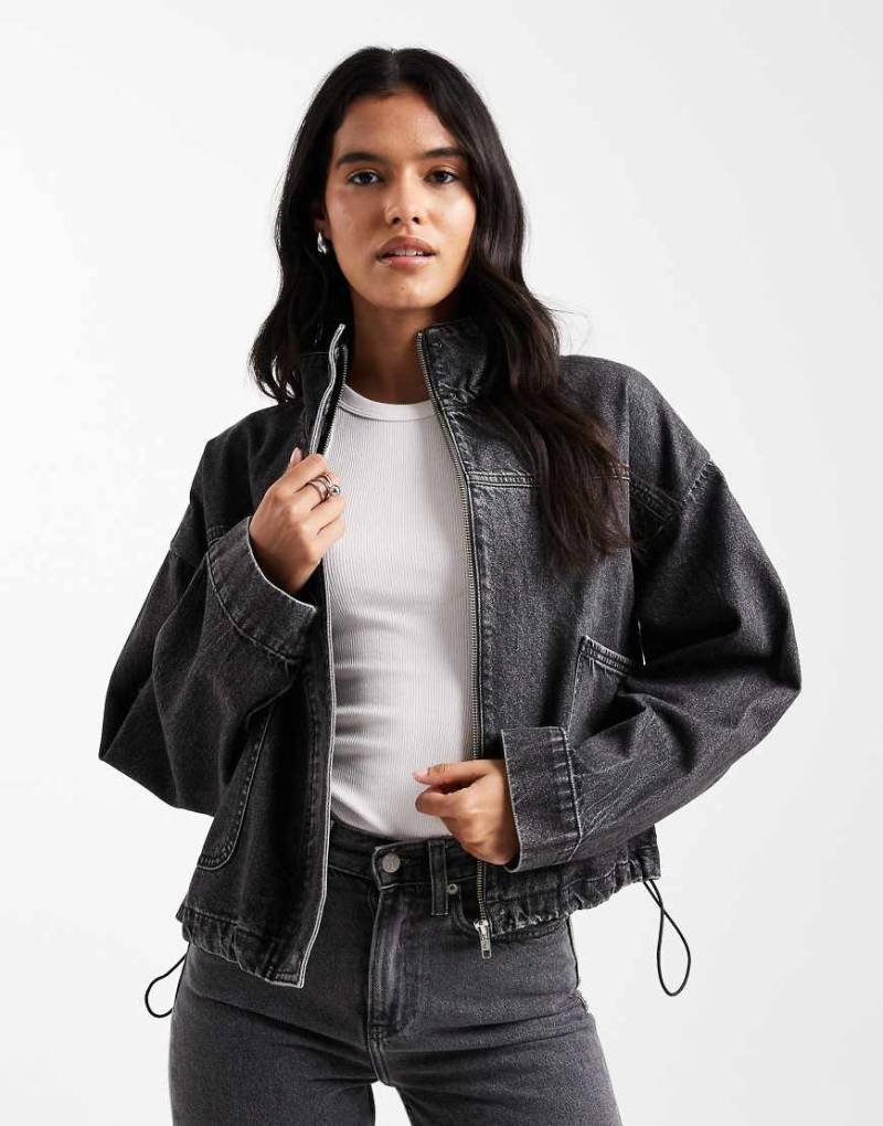 ASOS DESIGN - Jeansjacke in Grau mit Stehkragen, Kombiteil von ASOS DESIGN