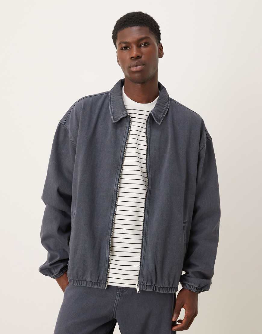 ASOS DESIGN - Jeansjacke in überfärbtem Blau, Kombiteil von ASOS DESIGN