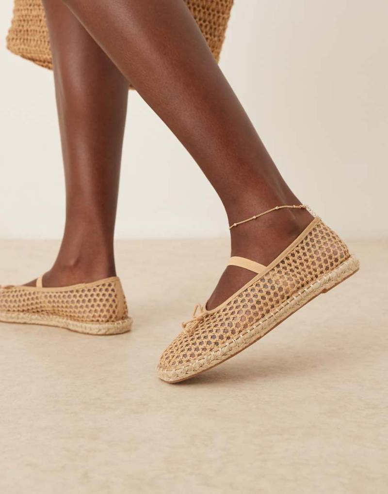 ASOS DESIGN - Jennie - Gewebte Espadrilles-Ballerinas in Natur-Neutral von ASOS DESIGN