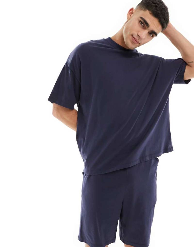 ASOS DESIGN - Oversize-Pyjama-Set in Blau-Marineblau von ASOS DESIGN