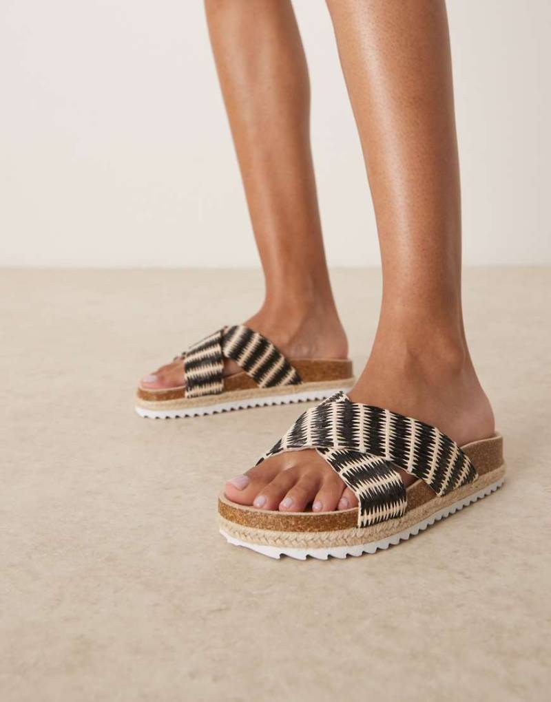 ASOS DESIGN - Jessica - Espadrilles-Pantoletten mit überkreuzten Riemen und naturfarbenen Streifen-Bunt von ASOS DESIGN