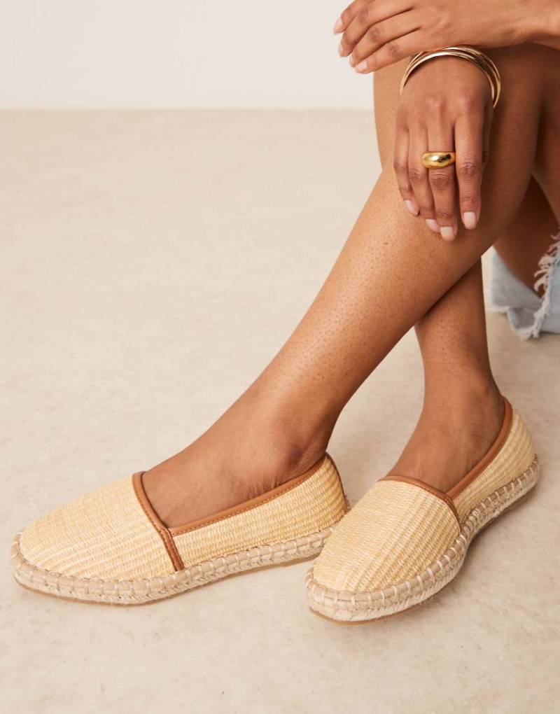 ASOS DESIGN - Joey - Espadrilles aus Raffia in Natur mit geschlossener Zehenpartie-Neutral von ASOS DESIGN