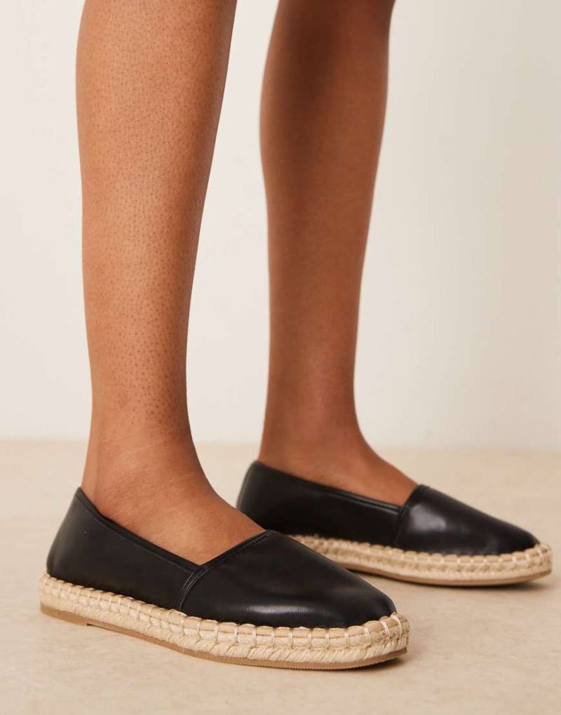 ASOS DESIGN - Joey - Espadrilles in Schwarz mit geschlossener Zehenpartie von ASOS DESIGN