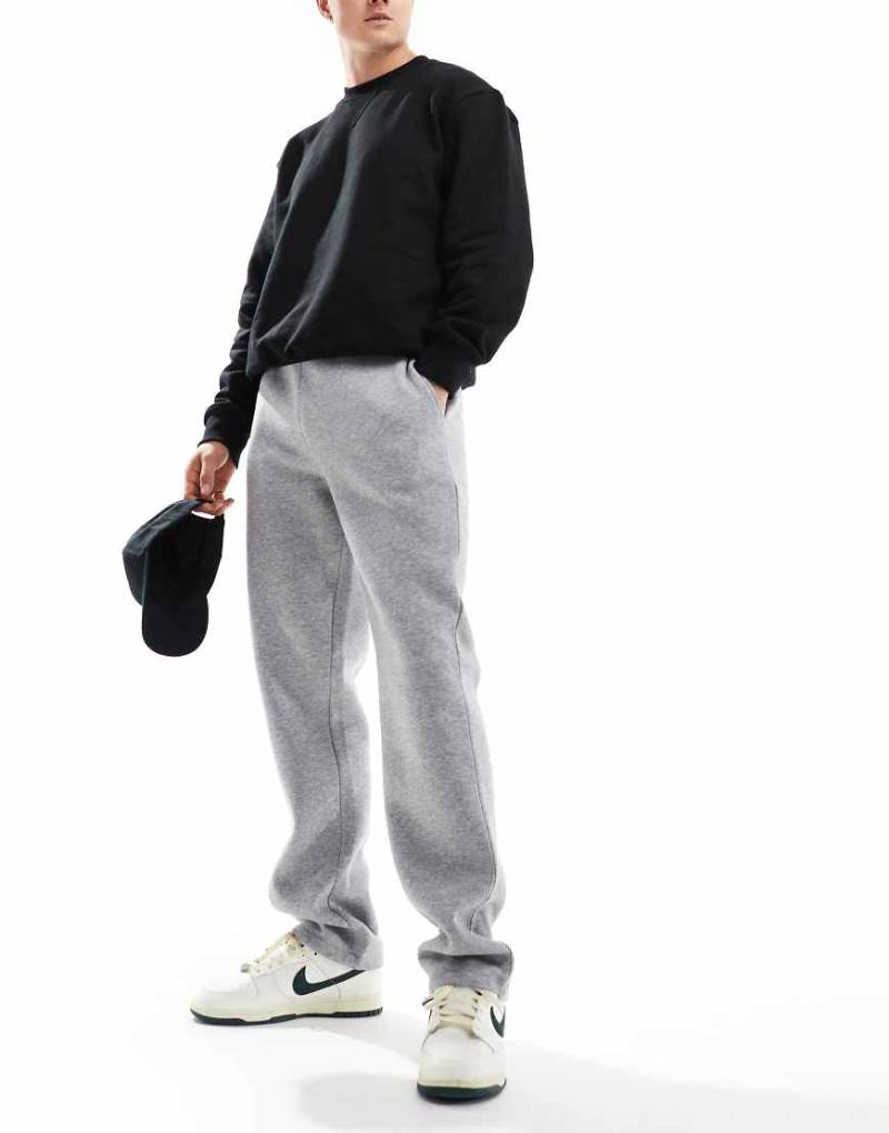 ASOS DESIGN - Jogginghose in Grau meliert mit geradem Bein von ASOS DESIGN