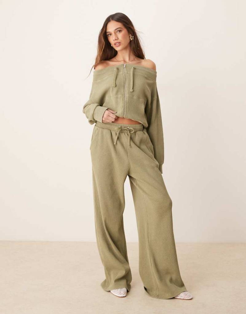ASOS DESIGN - Jogginghose in Khaki mit Waffelstruktur und Paperbag-Bund, Kombiteil-Rosa von ASOS DESIGN