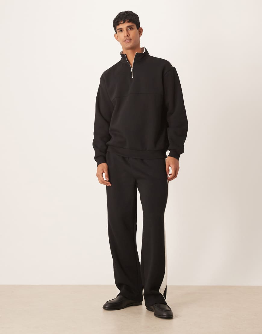 ASOS DESIGN - Jogginghose in Schwarz mit weitem Bein und Einsätzen in Patchwork-Optik, Kombiteil-Marineblau von ASOS DESIGN