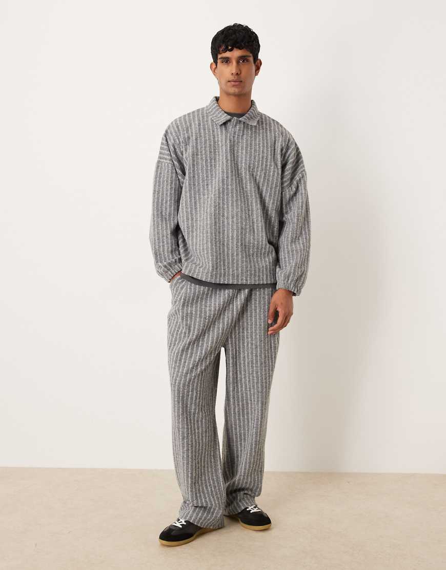 ASOS DESIGN - Jogginghose in grauer Wolloptik mit weitem Bein, Kombiteil ASOS DESIGN - Jogginghose in grauer Wolloptik mit weitem Bein, Kombiteil von ASOS DESIGN