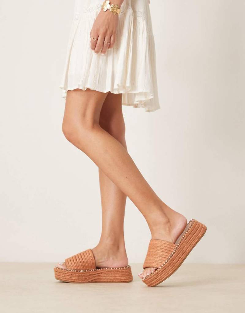 ASOS DESIGN - Jordyn - Espadrilles-Mules in Apricot mit Plateausohle-Orange von ASOS DESIGN