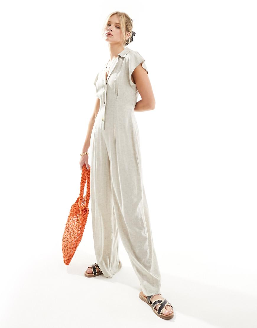 ASOS DESIGN - Jumpsuit in Hellbeige aus Leinenmix mit Knopfleiste und Kragen-Neutral von ASOS DESIGN
