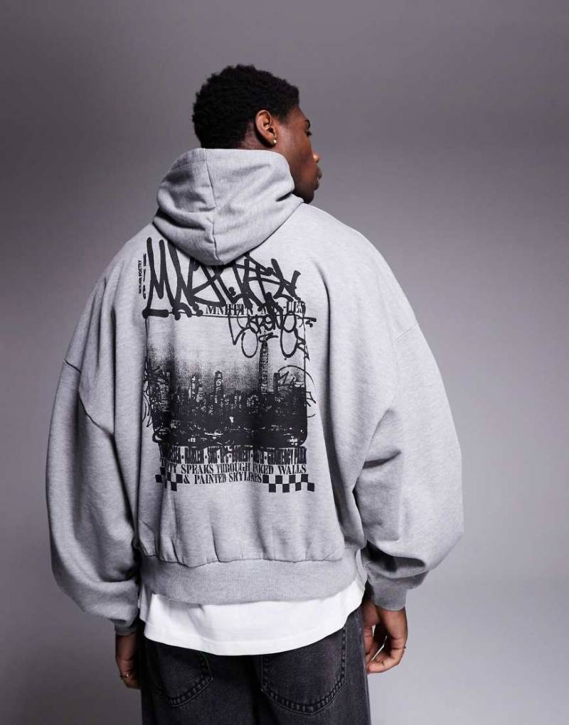 ASOS DESIGN - Kapuzenpullover in Grau meliert mit extremer Oversize-Passform und Graffiti-Print von ASOS DESIGN