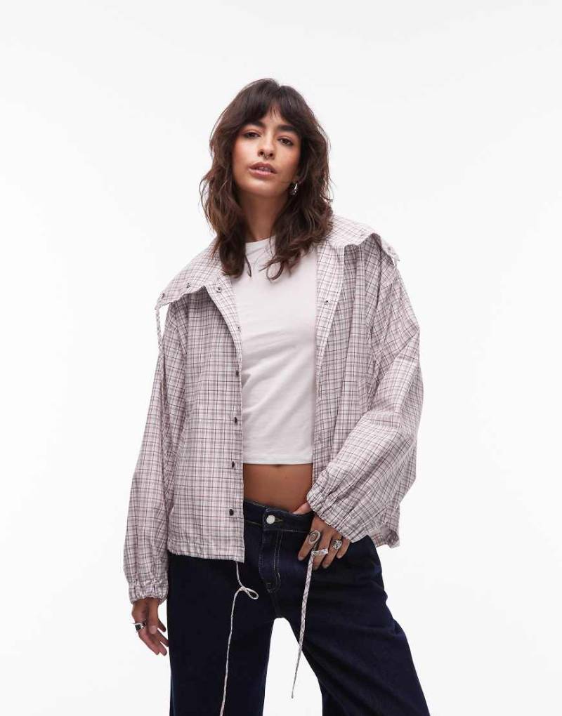ASOS DESIGN - Karierte Hemdjacke mit Knopfleiste und Kragen-Bunt von ASOS DESIGN