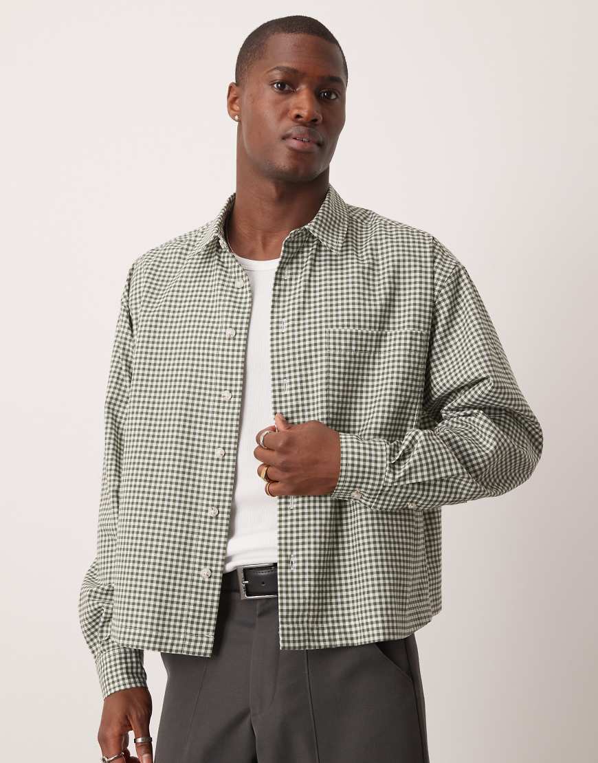 ASOS DESIGN - Kariertes Oversize-Hemd in Grün mit kurzem Schnitt von ASOS DESIGN