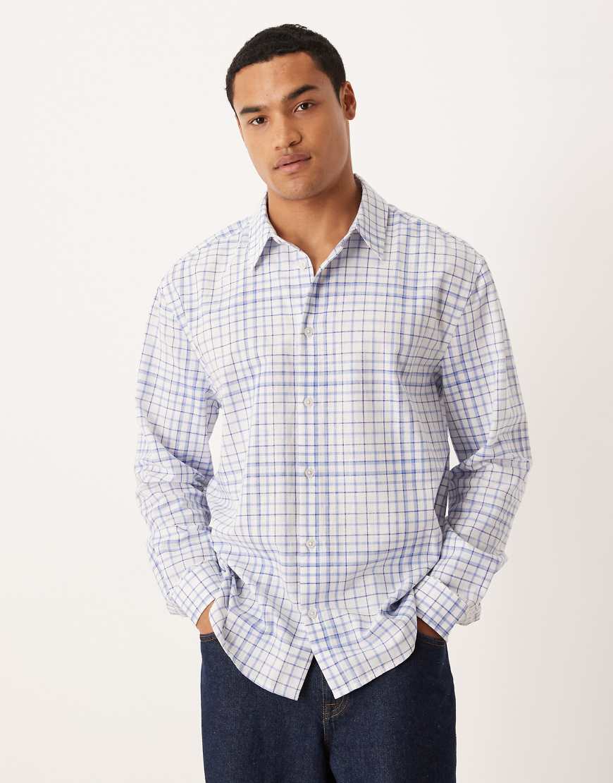 ASOS DESIGN - Kariertes Relaxed Fit Hemd in Blau ASOS DESIGN - Kariertes Relaxed Fit Hemd in Blau von ASOS DESIGN