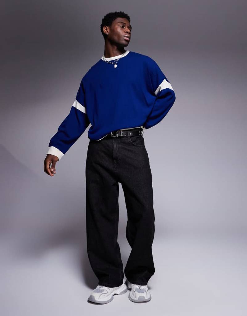 ASOS DESIGN - Pullover in Blau mit extremer Oversize-Passform und Rundhalsausschnitt von ASOS DESIGN