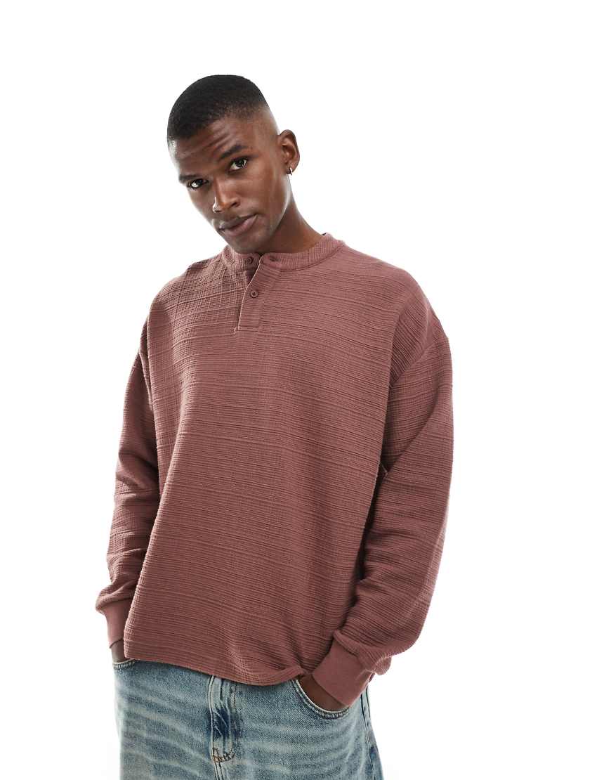 ASOS DESIGN - Kastig geschnittenes T-Shirt in Burgunderrot mit Oversize-Passform und Waffelstruktur ASOS DESIGN - Kastig geschnittenes T-Shirt in Burgunderrot mit Oversize-Passform und Waffelstruktur von ASOS DESIGN