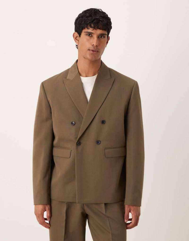 ASOS DESIGN - Kastige, zweireihige Anzugjacke in Olivgrün von ASOS DESIGN