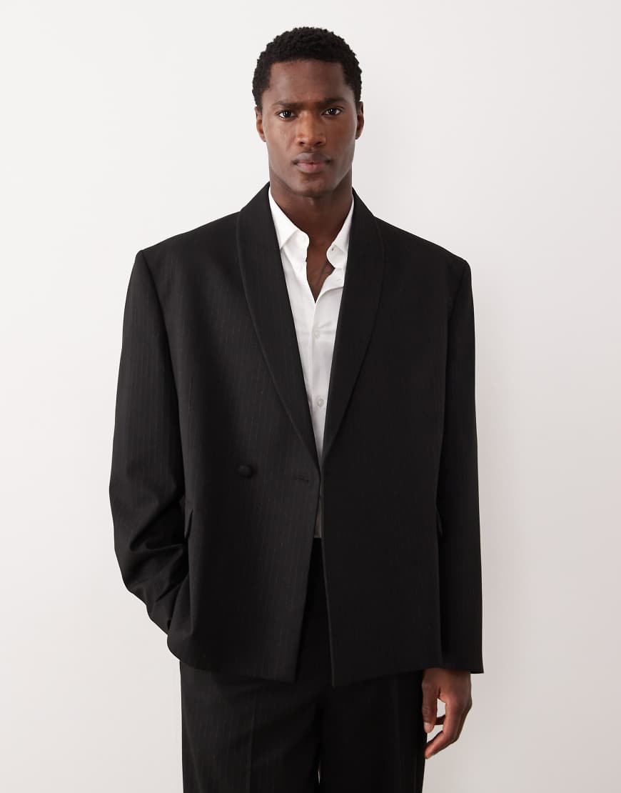 ASOS DESIGN - Kastige Anzugjacke in Schwarz mit farblich abgestimmten Metallic-Streifen und Schalrevers von ASOS DESIGN