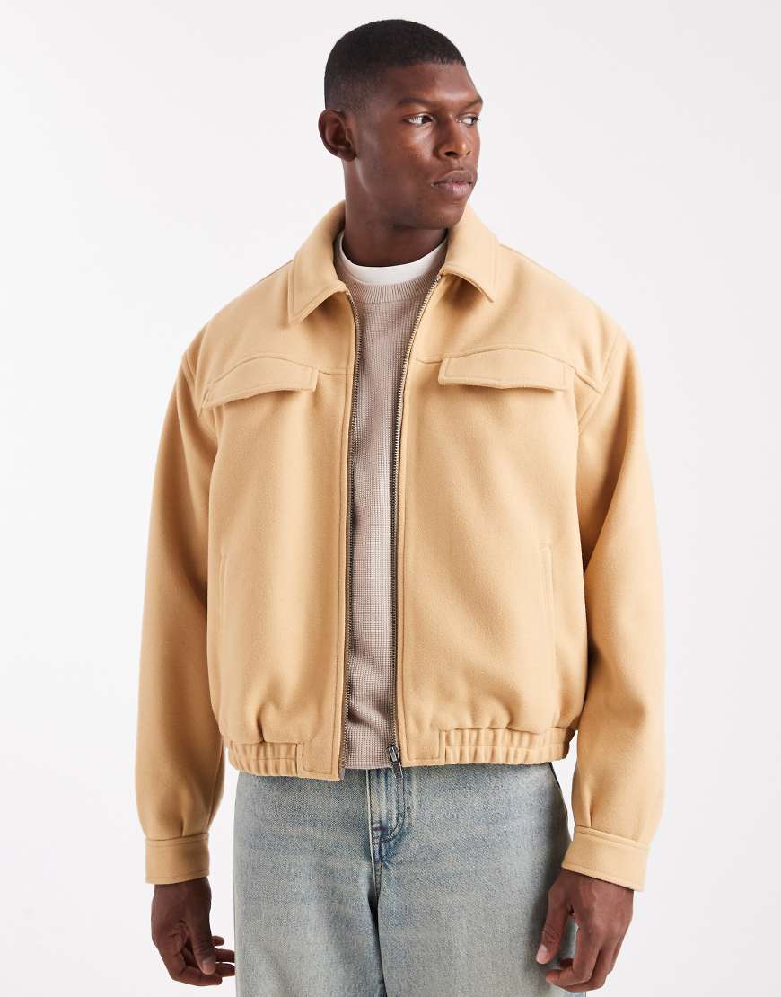 ASOS DESIGN - Kastige Harrington-Jacke in kamelbrauner Wolloptik-Neutral von ASOS DESIGN