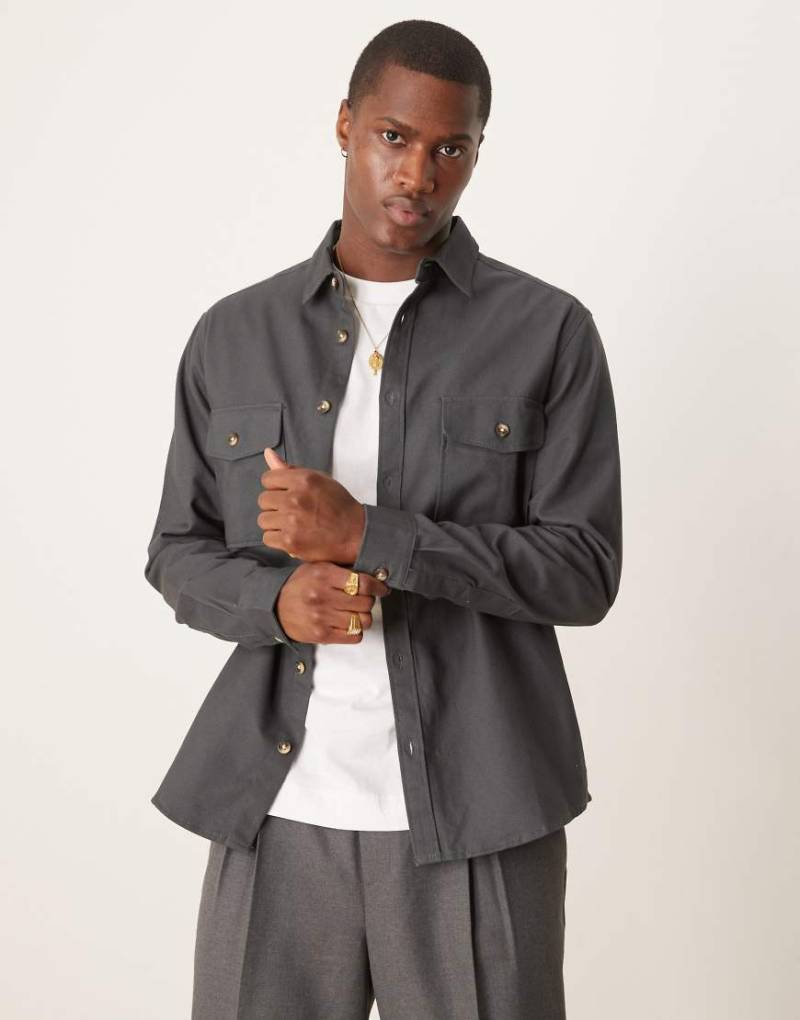 ASOS DESIGN - Kastige Hemdjacke aus Baumwolle in Dunkelgrau von ASOS DESIGN