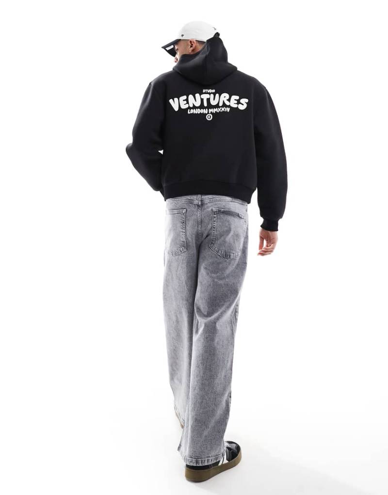 ASOS DESIGN - Kastiger Kapuzenpullover in Schwarz mit Bubble-Schaumprint von ASOS DESIGN