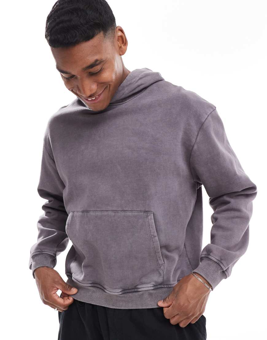 ASOS DESIGN - Kastiger Kapuzenpullover in verwaschenem Anthrazit mit Oversize-Schnitt-Grau ASOS DESIGN - Kastiger Kapuzenpullover in verwaschenem Anthrazit mit Oversize-Schnitt-Grau von ASOS DESIGN