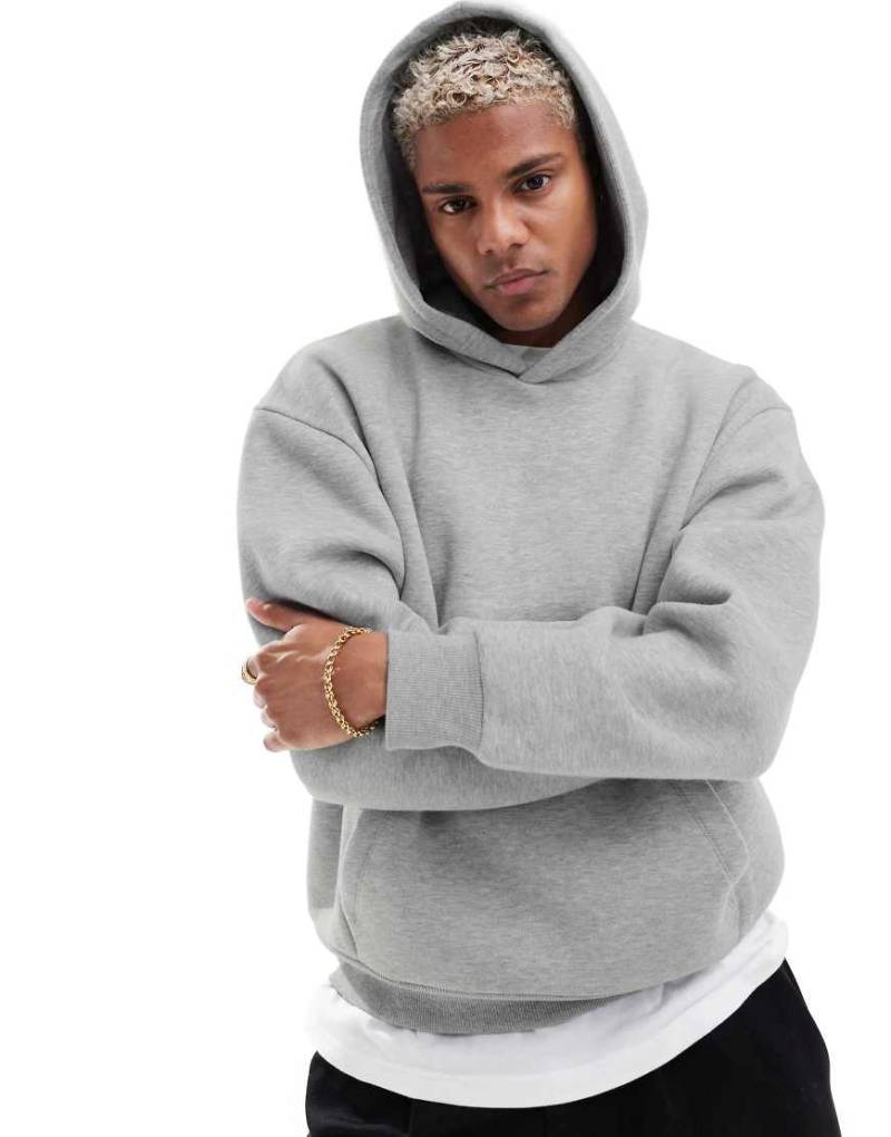 ASOS DESIGN - Kastiger Oversize-Kapuzenpullover in meliertem Grau von ASOS DESIGN