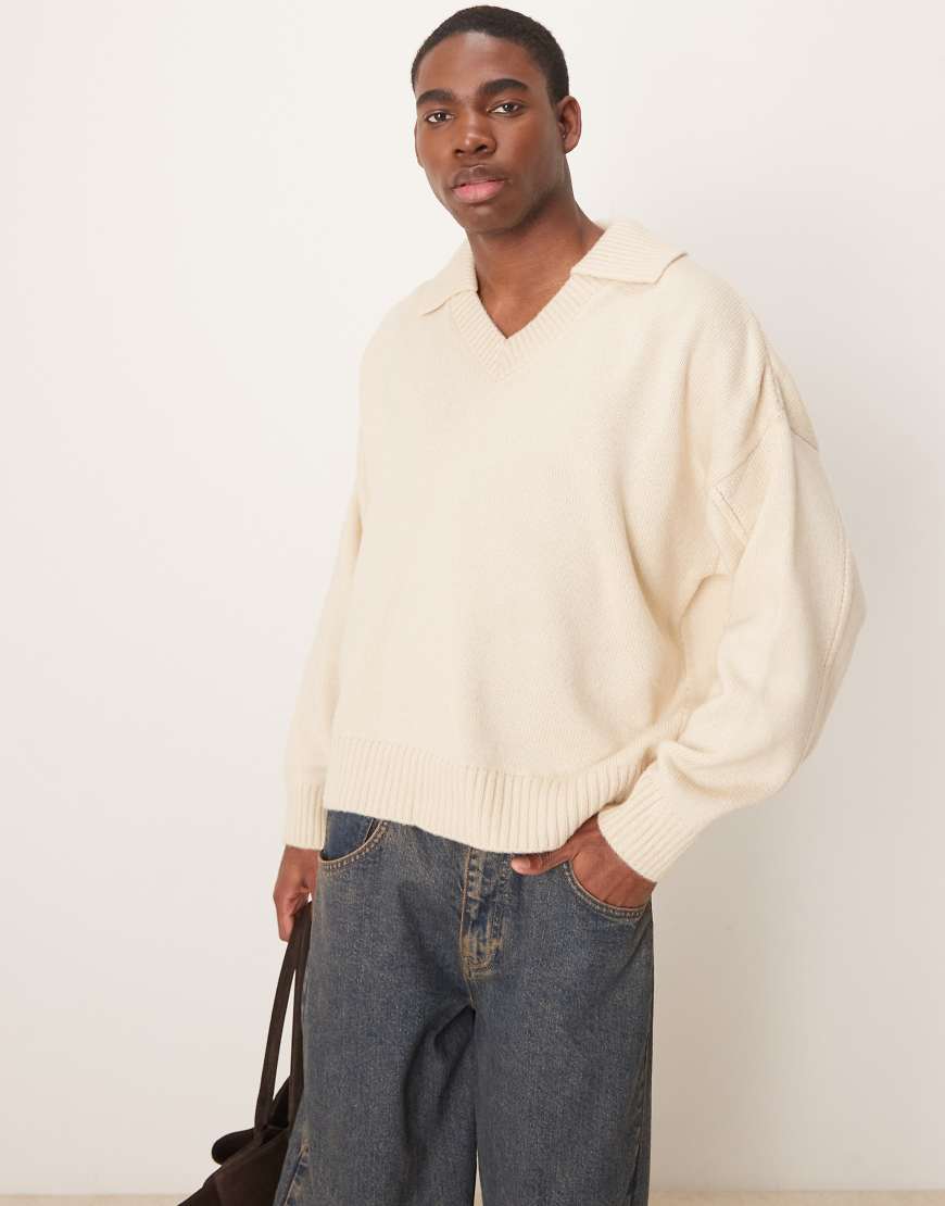 ASOS DESIGN - Kastiger Oversize-Strickpullover in Steinbeige mit eingekerbtem Ausschnitt-Neutral ASOS DESIGN - Kastiger Oversize-Strickpullover in Steinbeige mit eingekerbtem Ausschnitt-Neutral von ASOS DESIGN