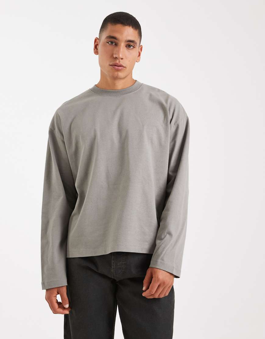 ASOS DESIGN - Kastiges, langärmliges Oversize-Shirt aus schwerem Material in Grau von ASOS DESIGN