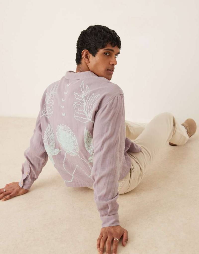 ASOS DESIGN - Kastiges Oversize-Hemd in Flieder mit Struktur und Print-Lila von ASOS DESIGN