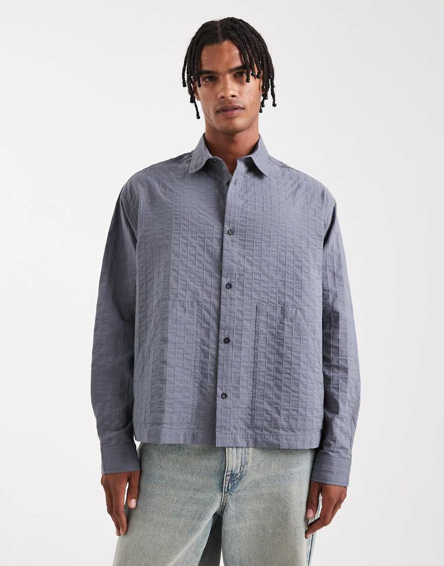 ASOS DESIGN - Kastiges, strukturiertes Oversize-Hemd in Grau von ASOS DESIGN
