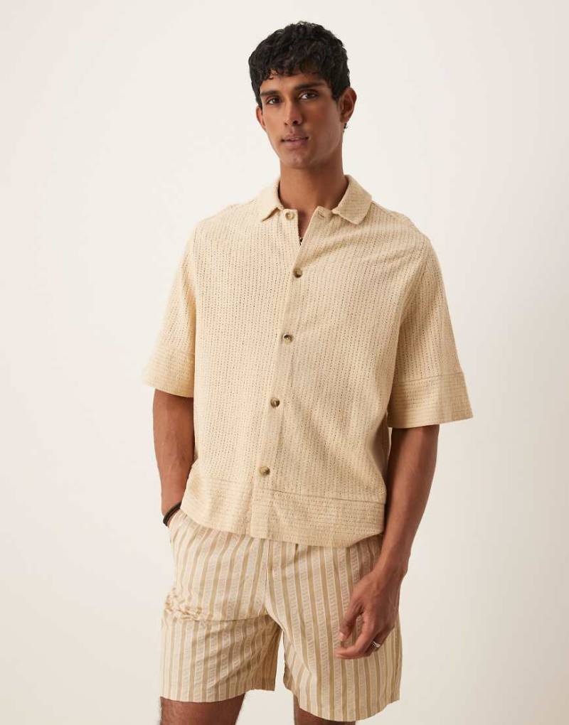 ASOS DESIGN - Kastiges Oversize-Hemd aus Strick in Steinbeige-Neutral von ASOS DESIGN
