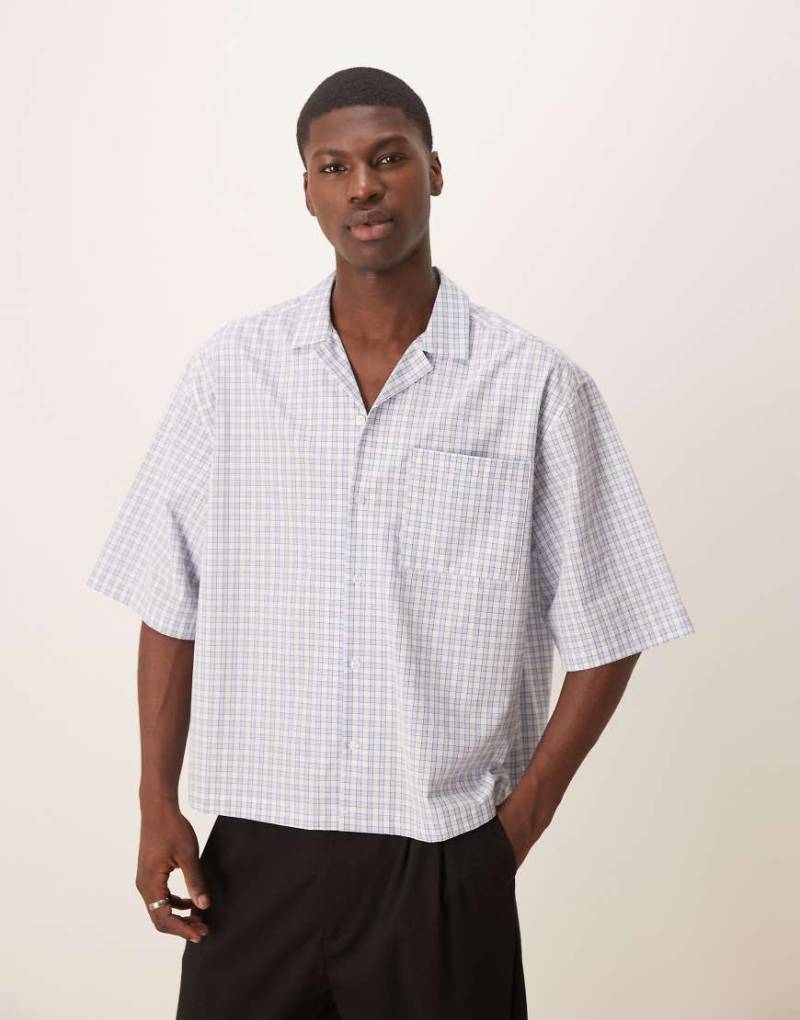 ASOS DESIGN - Kastiges Oversize-Hemd in kariertem Blau von ASOS DESIGN