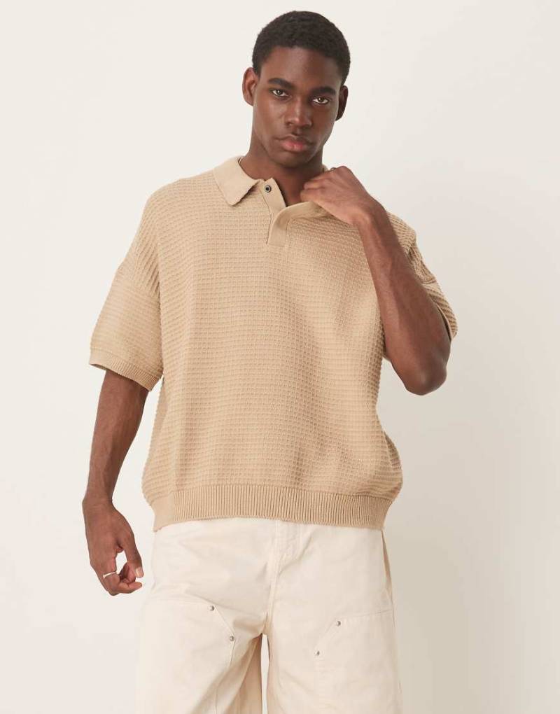 ASOS DESIGN - Oversize-Polohemd aus Strick in Beige mit Struktur-Neutral von ASOS DESIGN