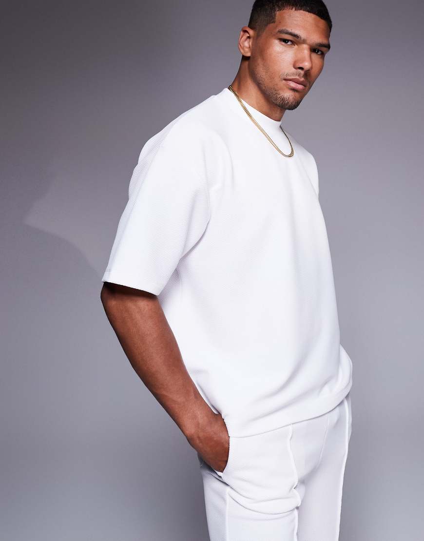 ASOS DESIGN - Kastiges Oversize-Poloshirt in Weiß mit Strukturmuster, Kombiteil von ASOS DESIGN