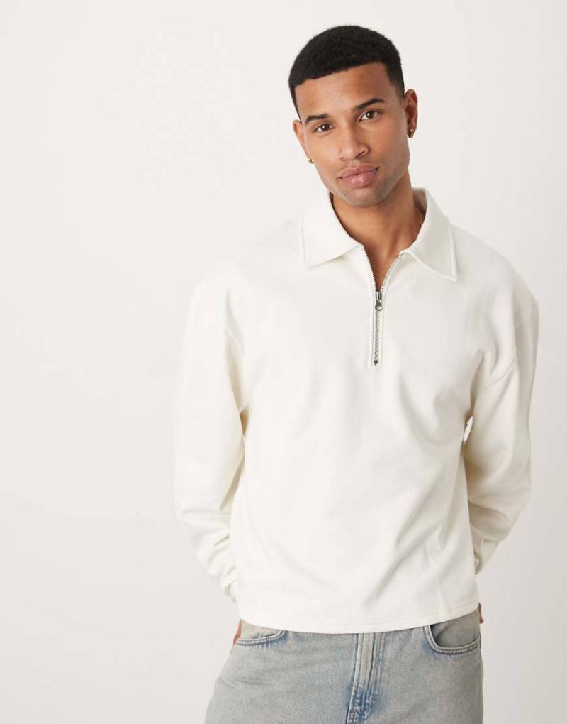 ASOS DESIGN - Kastiges Oversize-Sweatshirt in Wollweiß mit kurzem Reißverschluss und Kragen-Grau von ASOS DESIGN