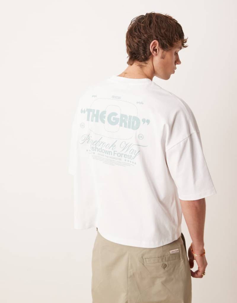 ASOS DESIGN - Kastiges Oversize-T-Shirt aus schwerem Stoff in Weiß mit Print von ASOS DESIGN