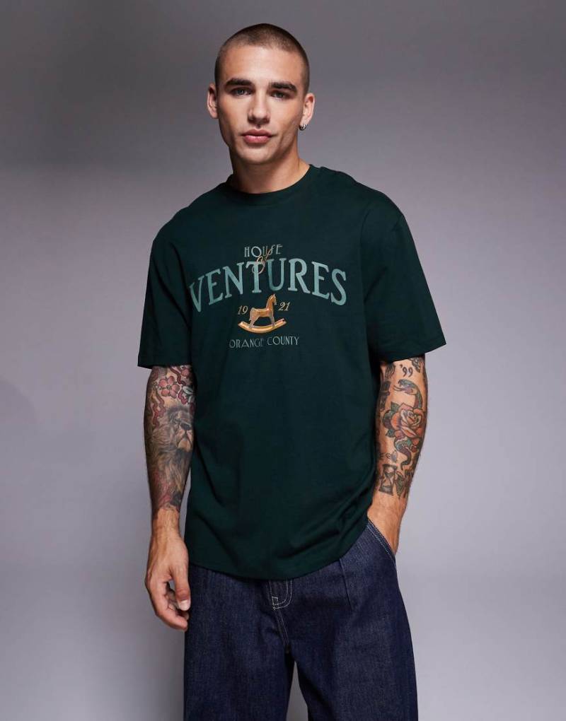 ASOS DESIGN - Oversize-T-Shirt in Dunkelgrün mit Print auf der Vorderseite von ASOS DESIGN