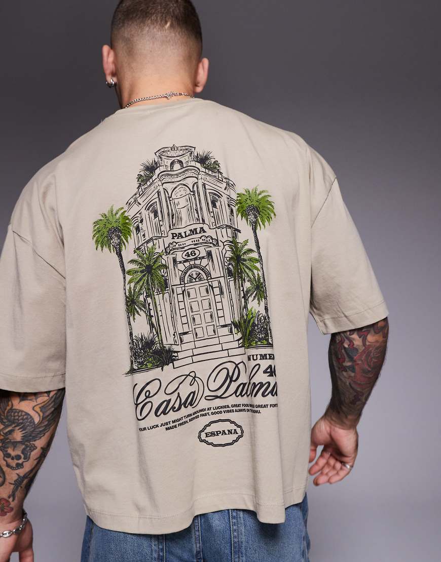 ASOS DESIGN - Kastiges Oversize-T-Shirt in Hellbraun mit Print auf Vorder- und Rückseite ASOS DESIGN - Kastiges Oversize-T-Shirt in Hellbraun mit Print auf Vorder- und Rückseite von ASOS DESIGN