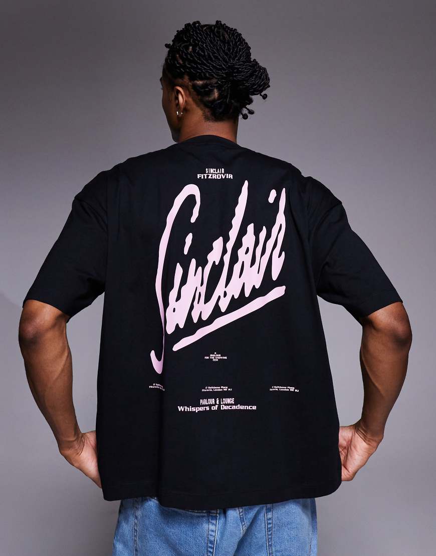 ASOS DESIGN - Kastiges Oversize-T-Shirt in Schwarz mit Text-Grafikprint ASOS DESIGN - Kastiges Oversize-T-Shirt in Schwarz mit Text-Grafikprint von ASOS DESIGN