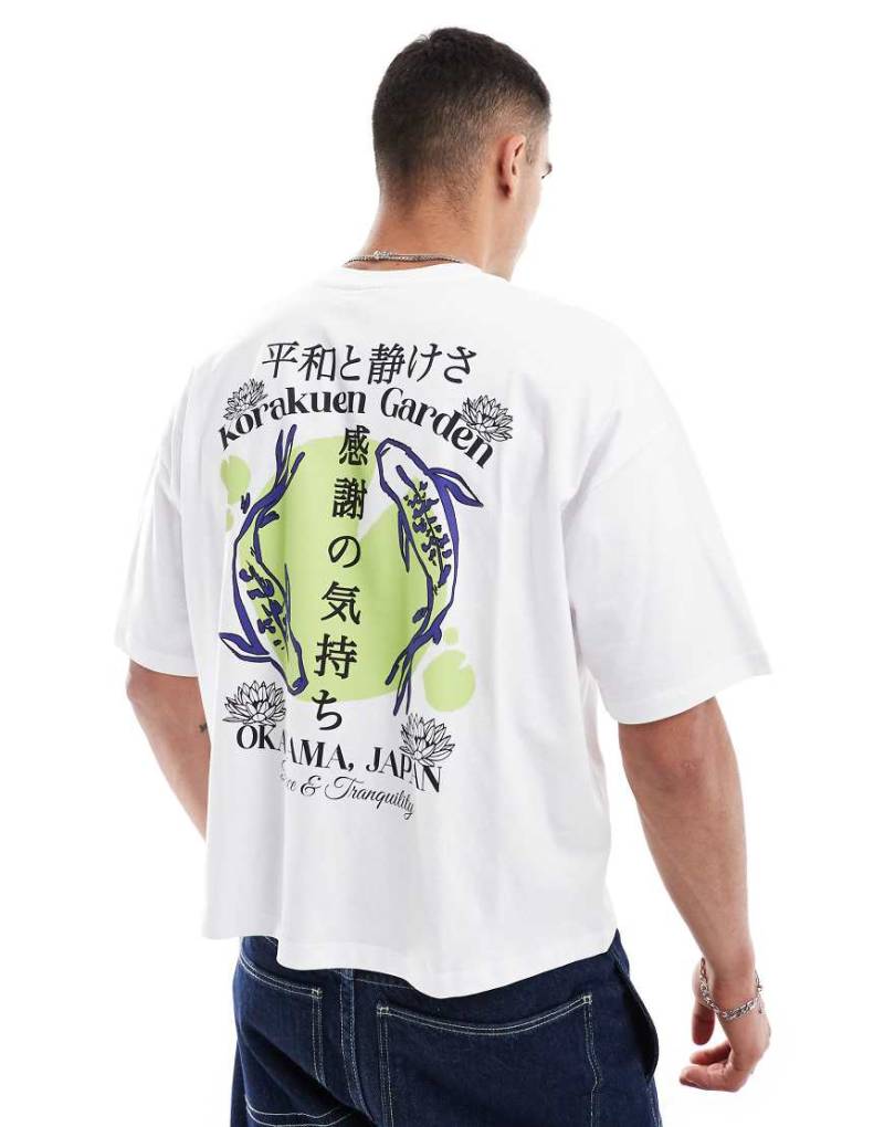 ASOS DESIGN - Kastiges Oversize-T-Shirt in Weiß mit Rückenprint von ASOS DESIGN