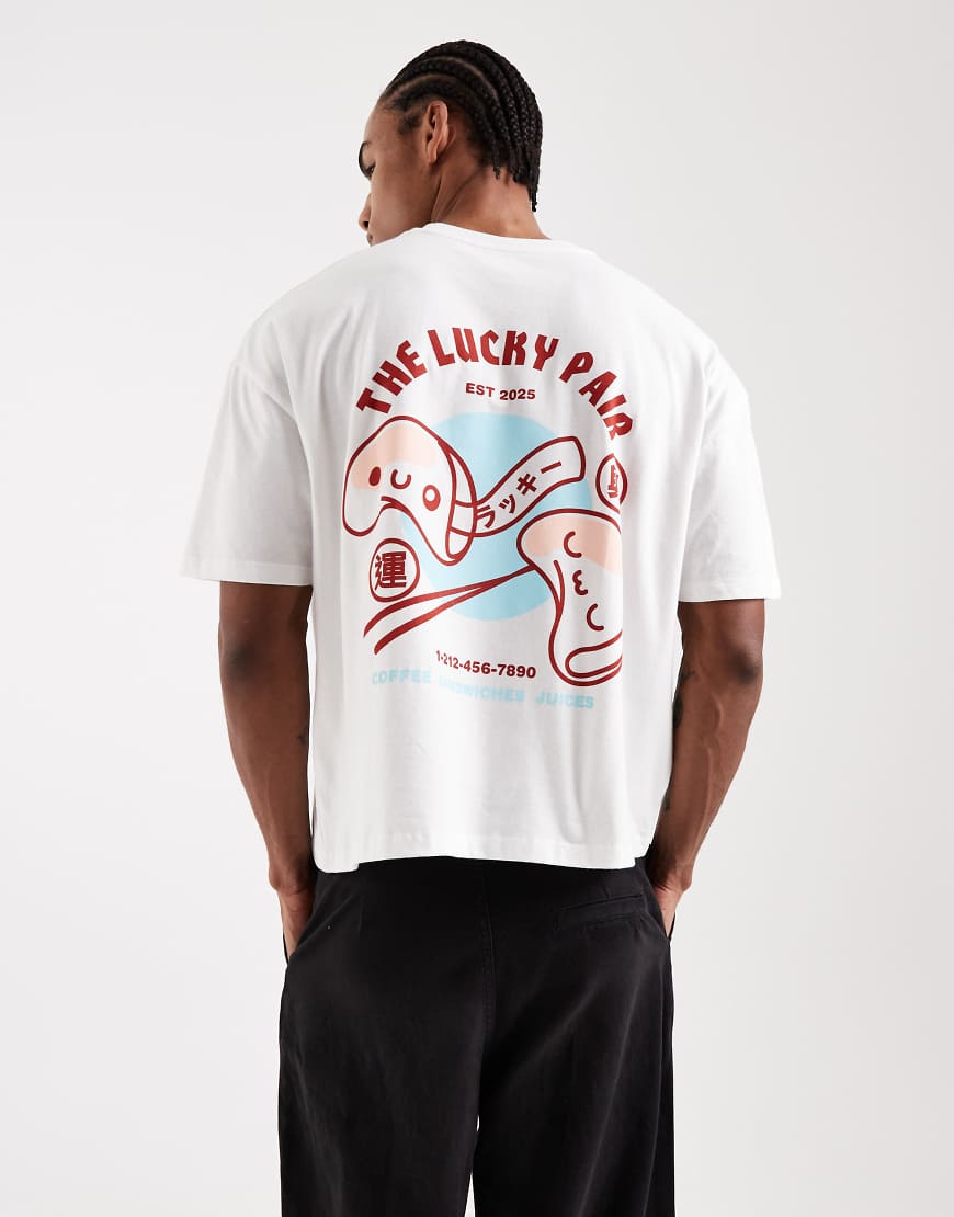 ASOS DESIGN - Kastiges Oversize-T-Shirt in Weiß mit Sushi-Print von ASOS DESIGN