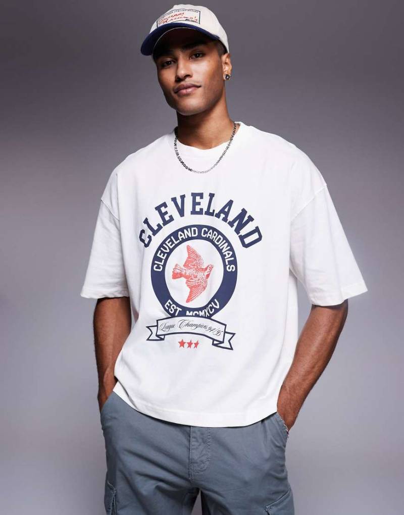 ASOS DESIGN - Kastiges Oversize-T-Shirt in Wollweiß mit College-Print von ASOS DESIGN