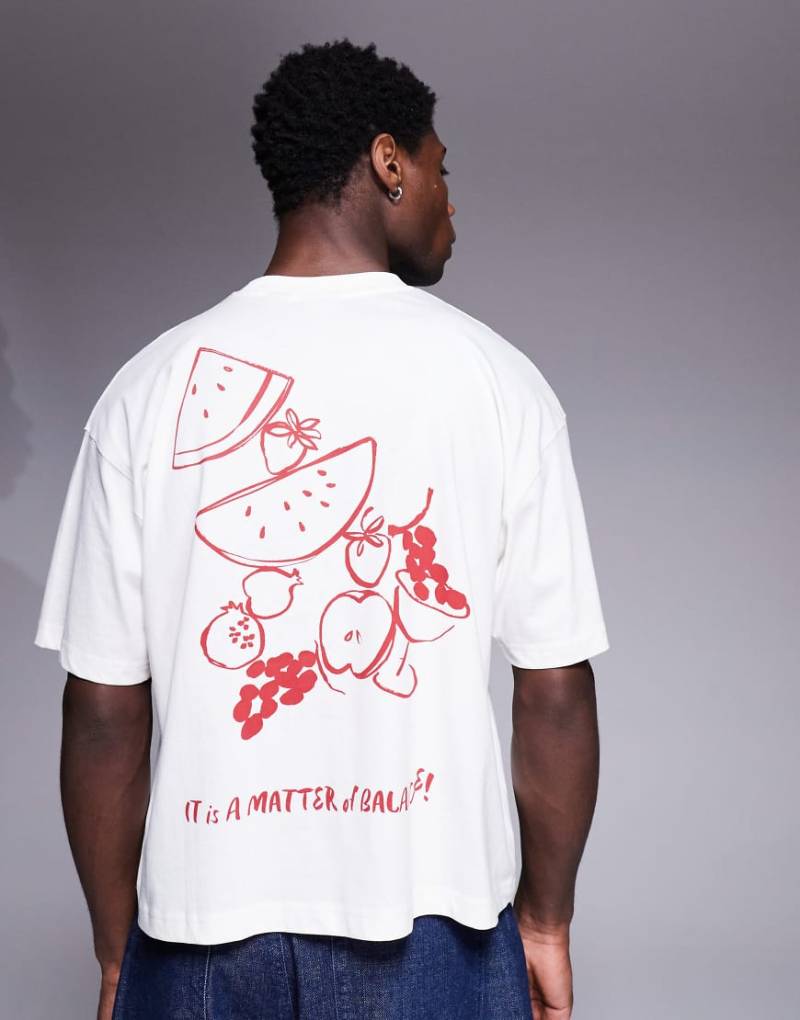 ASOS DESIGN - Kastiges Oversize-T-Shirt in Wollweiß mit Sommer-Print von ASOS DESIGN