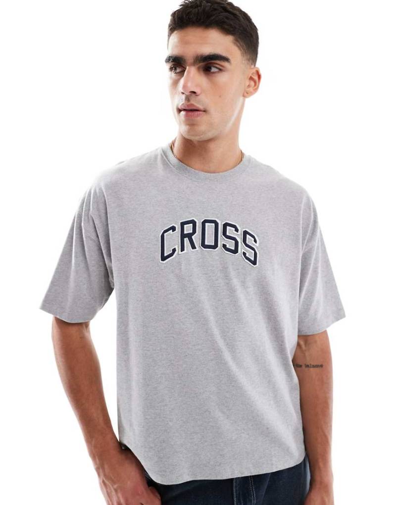 ASOS DESIGN - Kastiges Oversize-T-Shirt in meliertem Grau mit Applikation von ASOS DESIGN