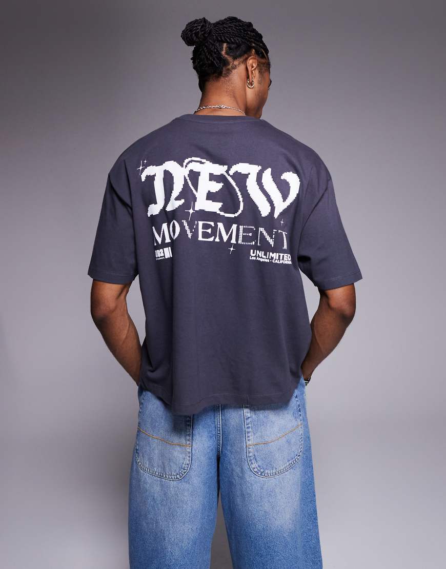 ASOS DESIGN - Kastiges Oversize-T-Shirt in verwaschenem Schwarz mit Print-Grau ASOS DESIGN - Kastiges Oversize-T-Shirt in verwaschenem Schwarz mit Print-Grau von ASOS DESIGN