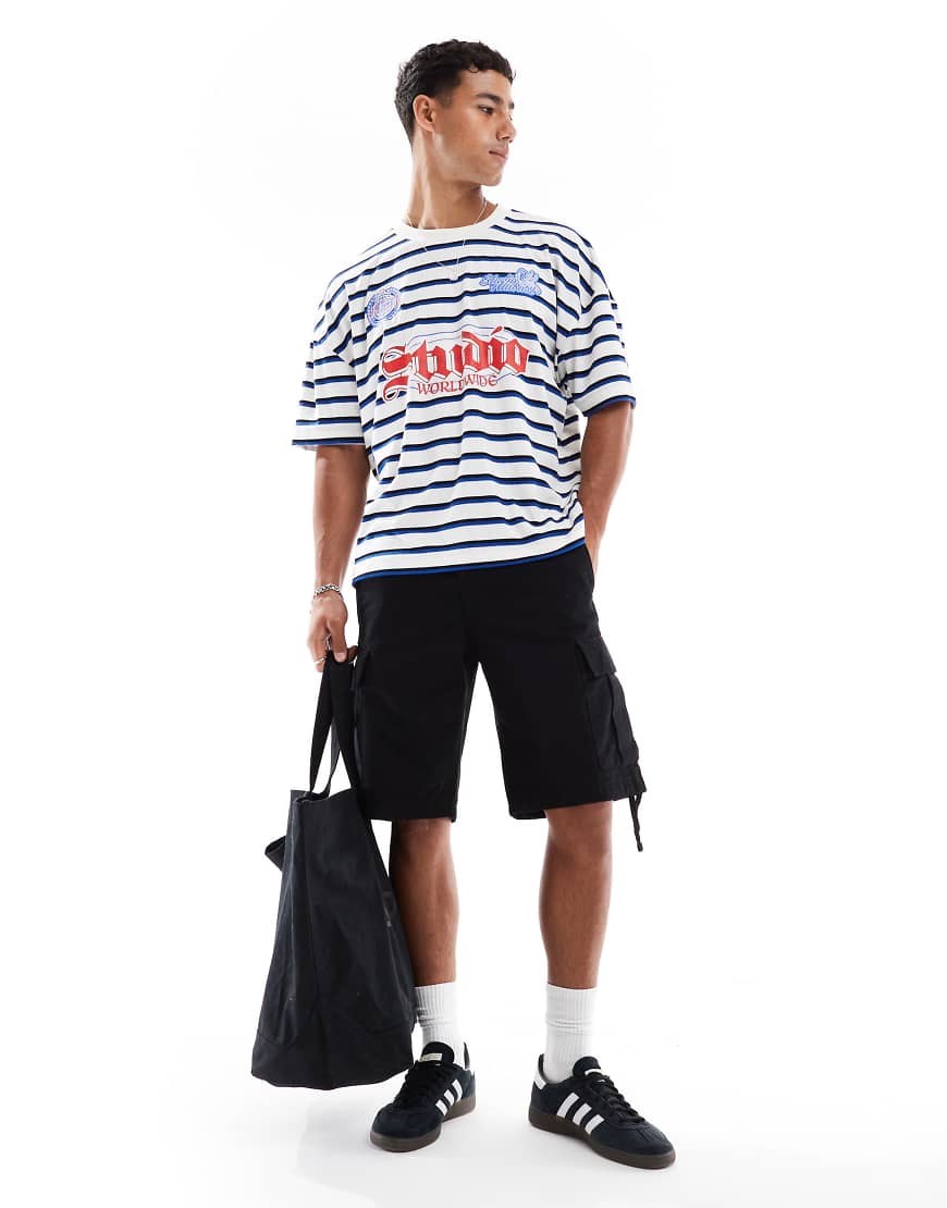 ASOS DESIGN - Kastiges Oversize-T-Shirt mit Rippstruktur-Streifen, überschnittenen Schultern und Sport-Grafikprints-Bunt ASOS DESIGN - Kastiges Oversize-T-Shirt mit Rippstruktur-Streifen, überschnittenen Schultern und Sport-Grafikprints-Bunt von ASOS DESIGN